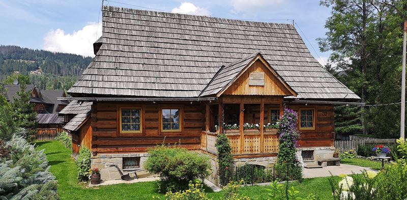 über ein hundert Jahre altes Haus im Zentrum von Zakopane