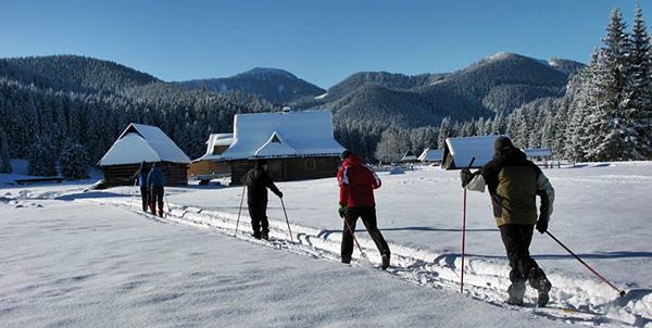 cross-country skiing in the Chocholowska Valley