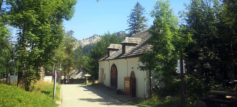 Entrance to the Manor and Park Complex of Count Zamoyski