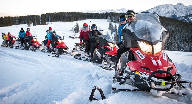 Snowmobile rides and tours in and around Zakopane - for individual tourists of all ages.
